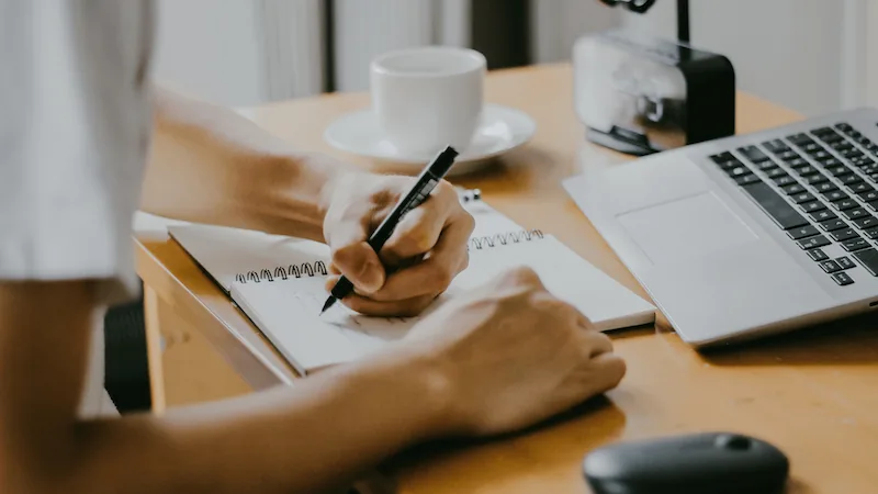 How to paraphrase effectively and avoid plagiarism